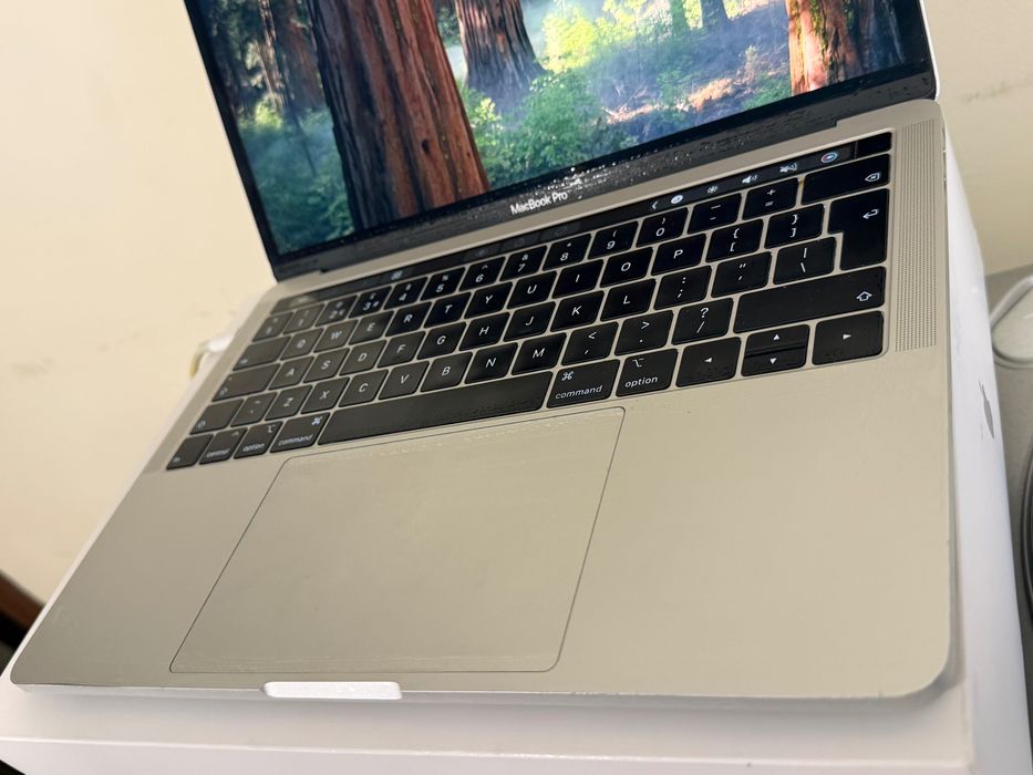 MacBook Pro 13 2018 Touch Bar