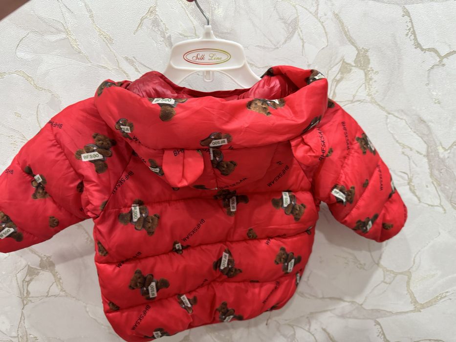 Детская куртка на 1,5 - 2 годика