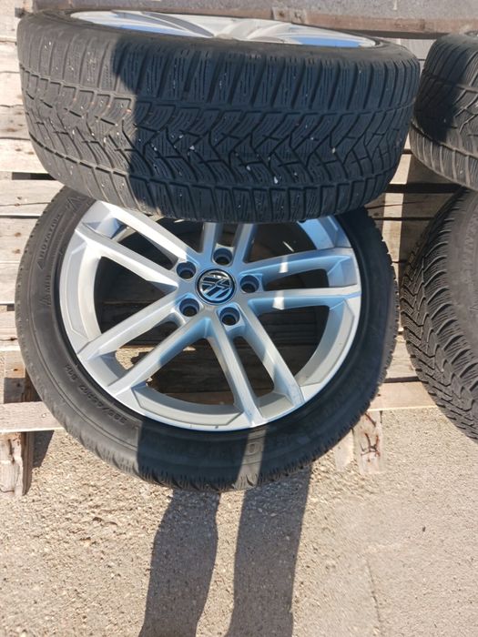 Set jante aliaj originale Volkswagen cu anvelope