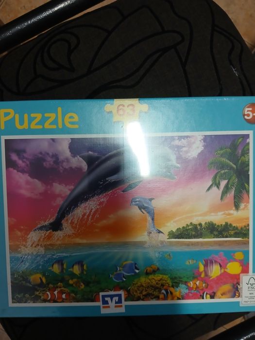 Пъзели: нови, неразпечатвани .