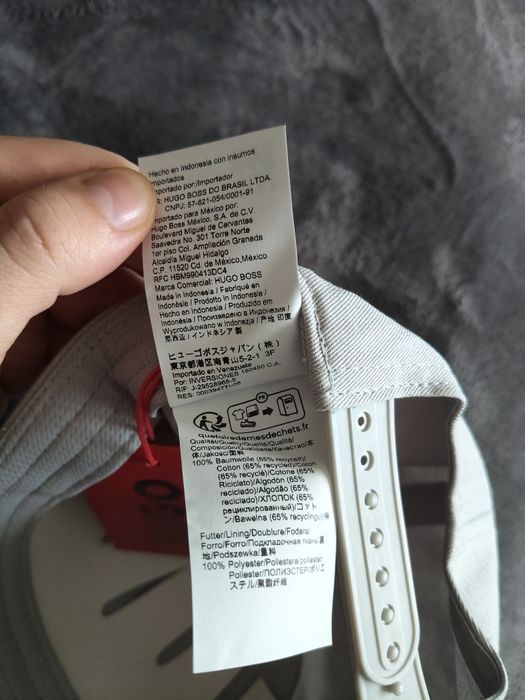 Hugo Jude șapcă unisex gri deschis cu logo brodat marime OS noua originala