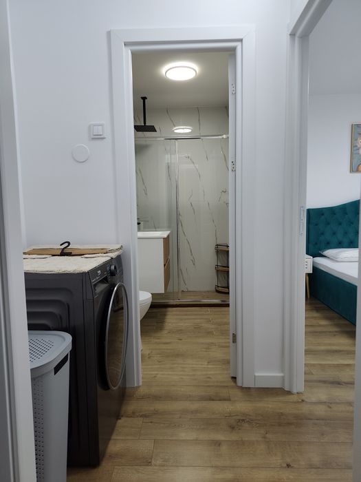 NOU! Închiriez apartament cu 3 camere