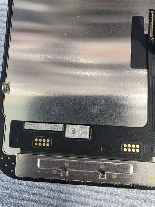 100% оригинален дисплей за Iphone 15