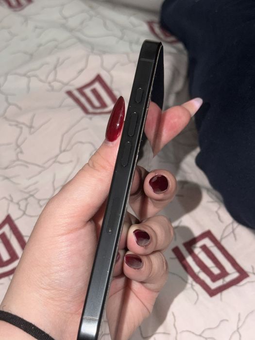 Продам iphone 16 pro 256gb