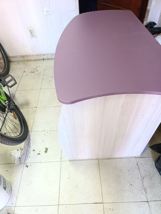 Продавам Бюро 25€