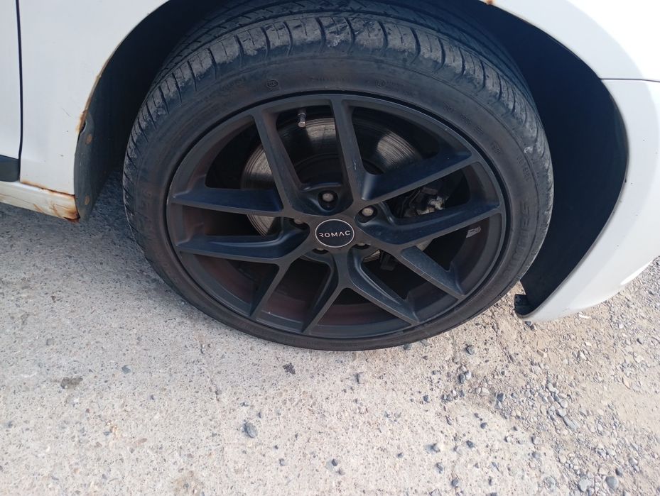 Фолксваген Широко 1.4 TSI 2010год