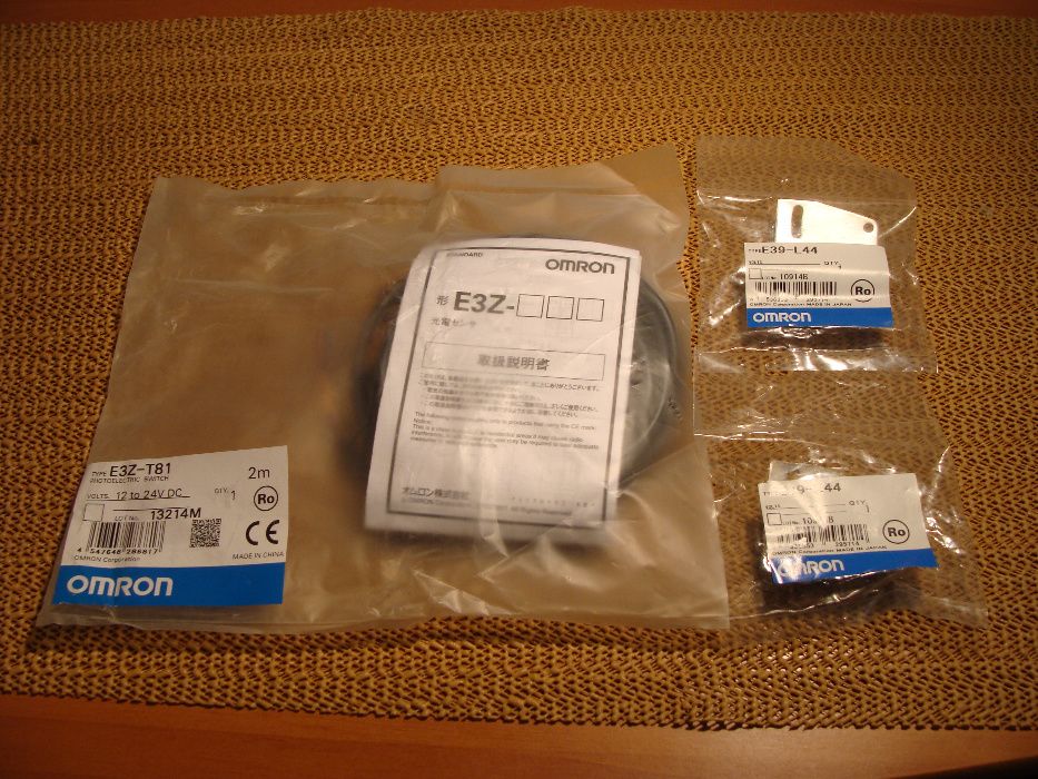 Senzor fotoelectric OMRON