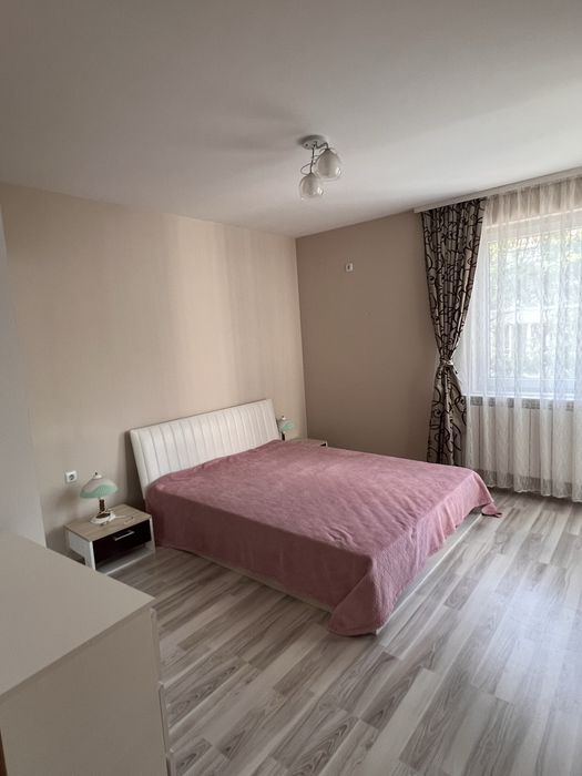 Дава се под наем Тристаен апартамент в Търговище, Изток 1 - 84 кв.м за 408 € - Снимка #2