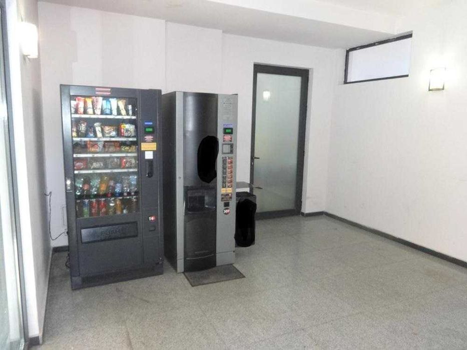 Продава се Магазин в Пловдив, Център - 1173 кв.м за 2800 €/кв.м - Снимка #2