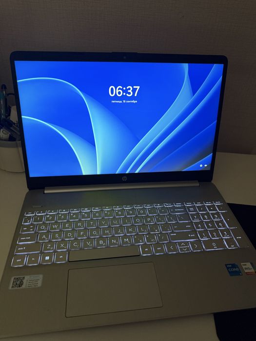 Продам HP Laptop 15s - i5 12-го поколения / 16GB / 477GB SSD