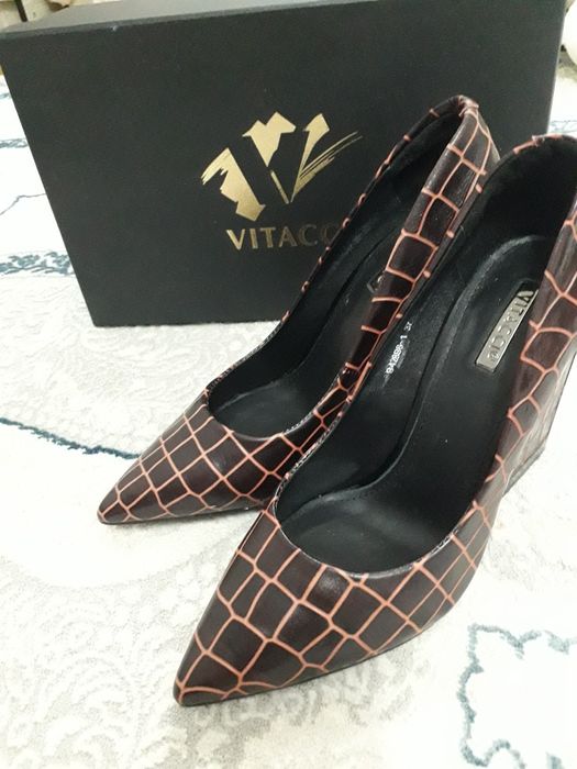 Туфли Vitacci оригинал размер  37