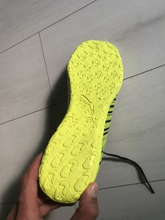 De vanzare Adidasi noi in cutie