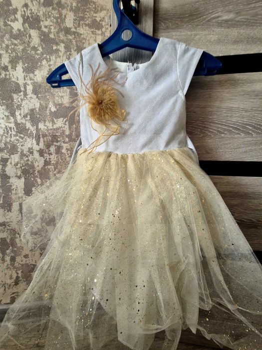 Продается платье