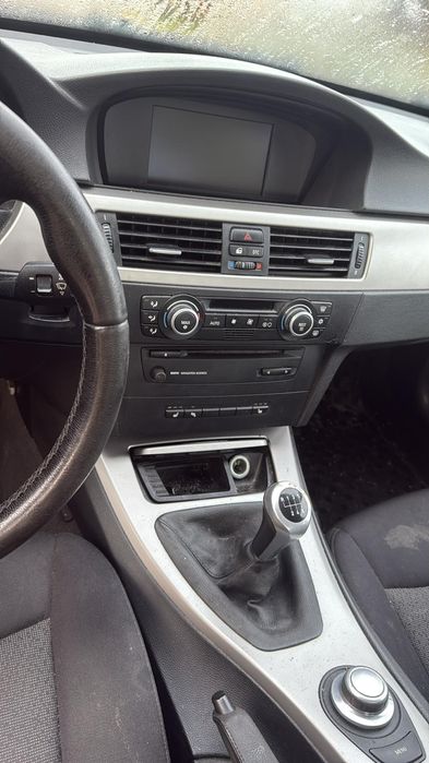 BMW E 90 din 2007 2,0 benzina