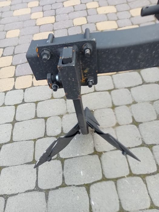 Prasitoare cu bilon pentru cartofi pe 3 randuri