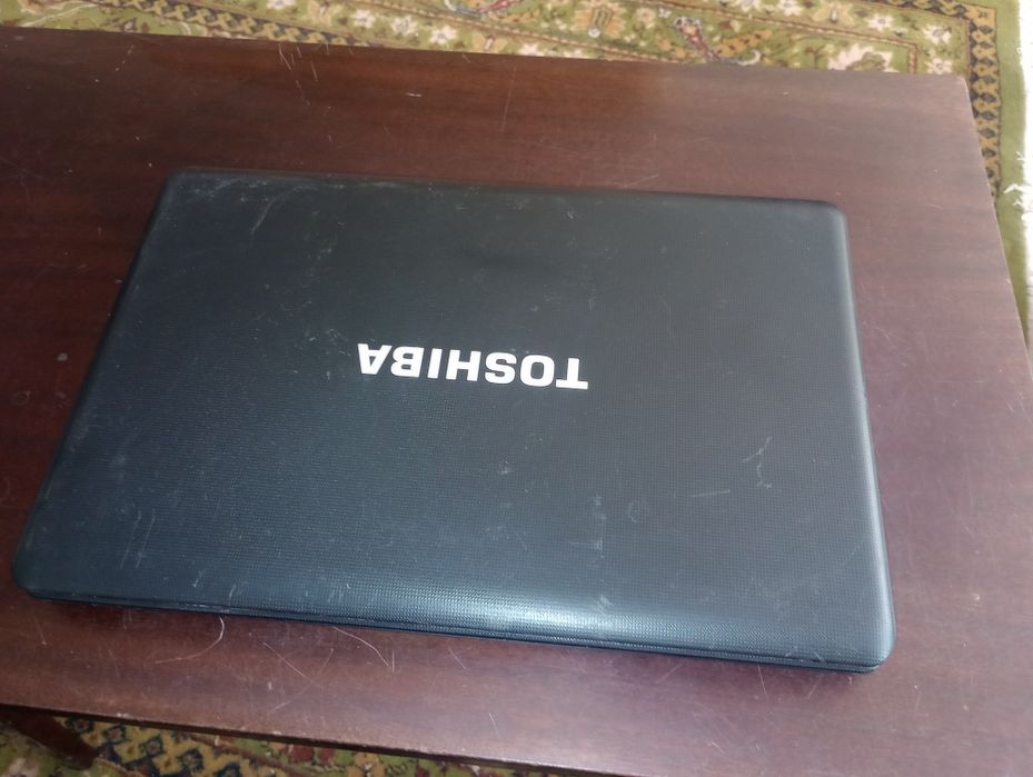 Toshiba PRO c660 cu Intel i3, Windows 10 și Office,bun muzică, filme