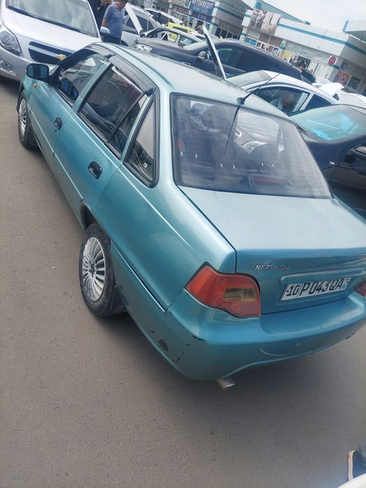 Nexia 2 sotiladi 4700 $