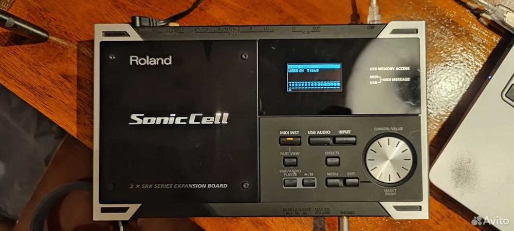 Roland SonicCell синтезатор