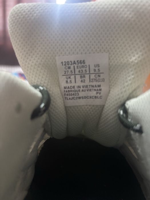 Vand asics urgent!!!