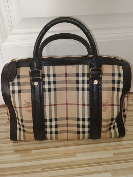 geanta Burberry noua