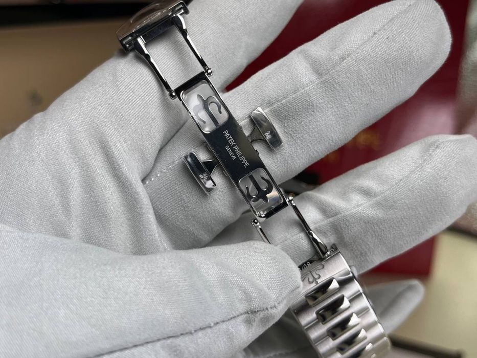 Часовник Patek Phillipe nautilus