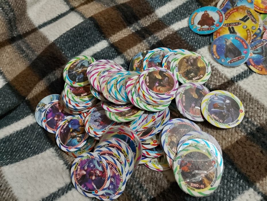 Продам фишки разные колекции