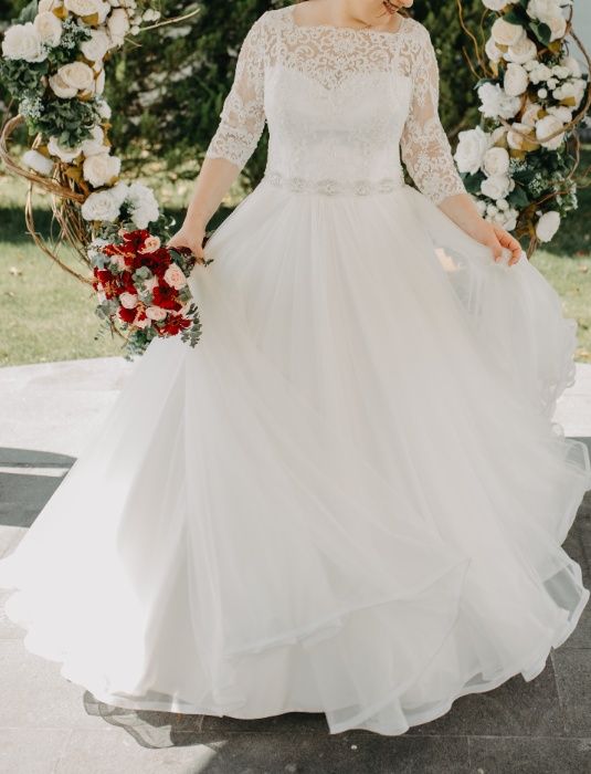 Vand rochie de mireasa