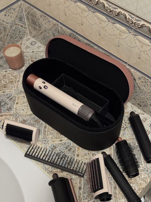 Продам Dyson Airwrap HS05