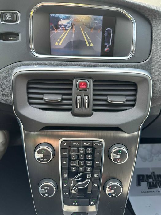Volvo V40 D3 150cp