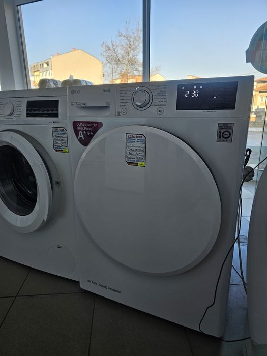 Сушилня с термопомпа LG