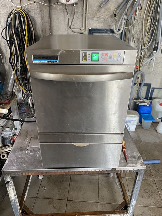 Миялна машина за чаши Winterhalter/Винтерхалтер GS 202