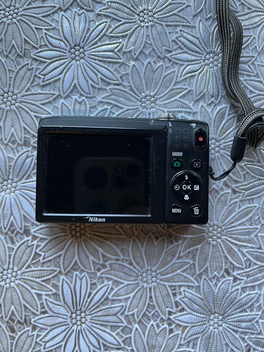 цифровой фотоаппарат Nikon Coolpix S2600