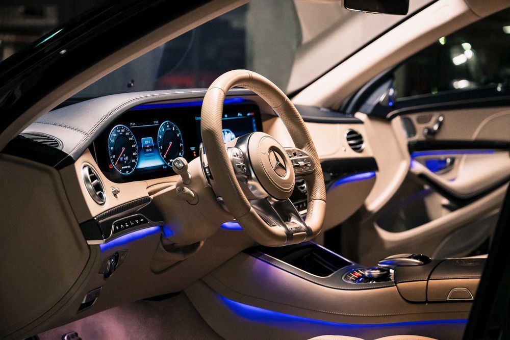 Mercedes-Benz S63 AMG Carbon 4.0 V8 BiTurbo 613CP