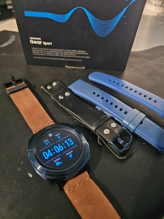 Ceas Samsung Gear Sport smartwatch