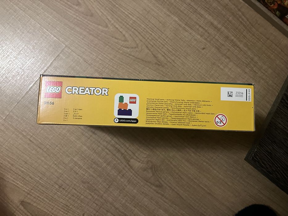 Лего фигурка LEGO Creator Exotic Parrot  3 в 1 лего папагал 3-in-1 31136
