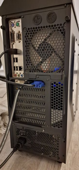 PC Desktop Intel i5-6600K | 12GB RAM | Placă Video Dedicată | SSD