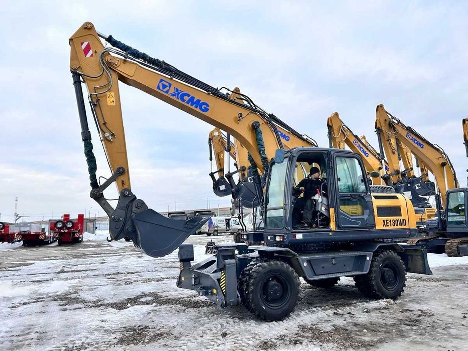 Экскаватор колесный XCMG XE180WD 0,9 куб в Ташкенте