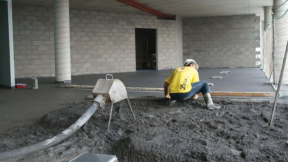 Стяжка Полусухая Стяжка Пола Парковка Склад Коттеджей В Алматы