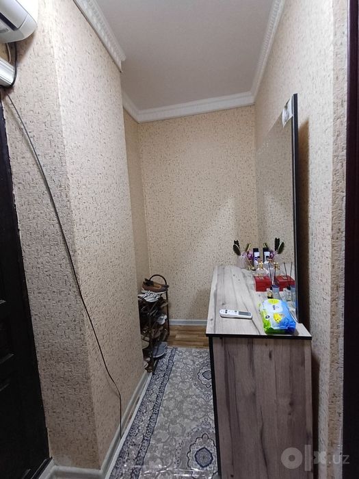 Troitskiyda 1 xonali remontli uy sotiladi