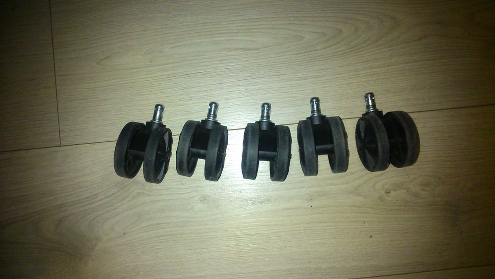 Set  5 roti  Scaun  Gaming - Utilizate, Stare Buna