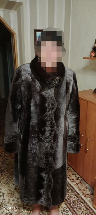 Продам шубу мутоновая