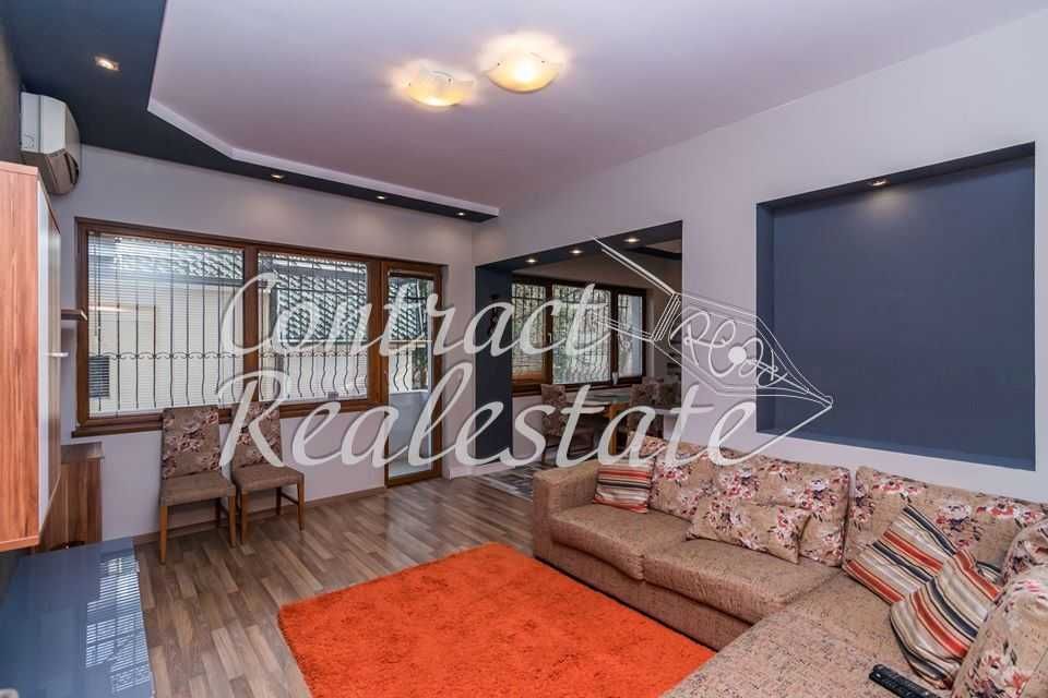 Луксозен Тристаен Обзаведен ВИНС !