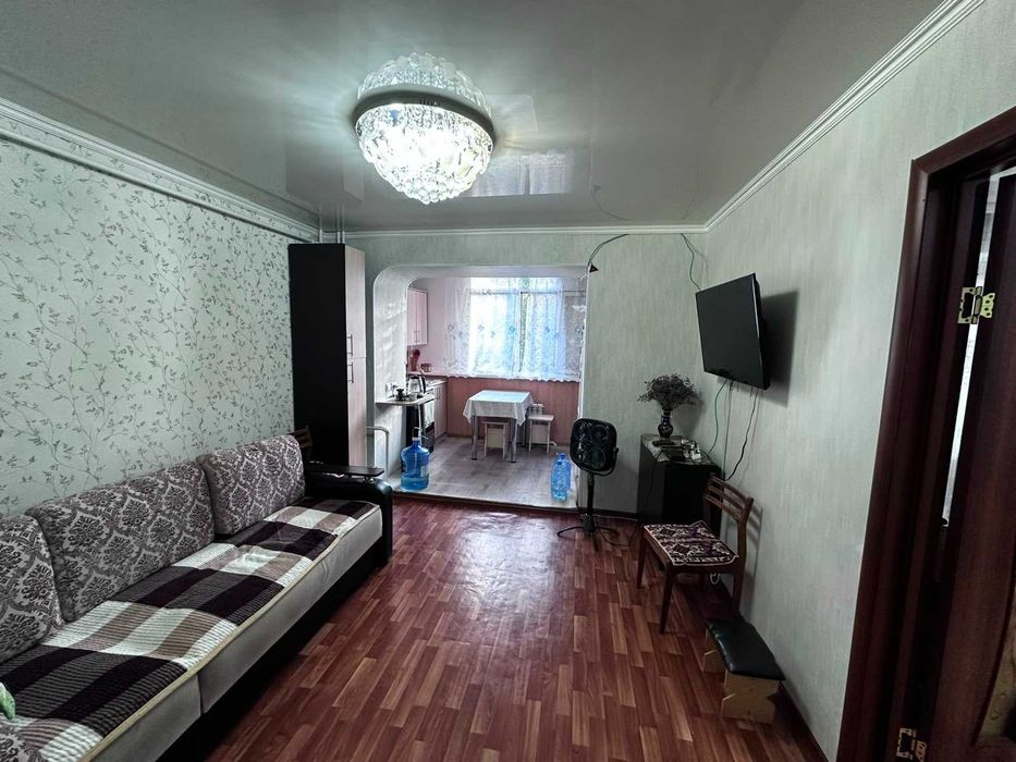 Продам евро-2 квартиру