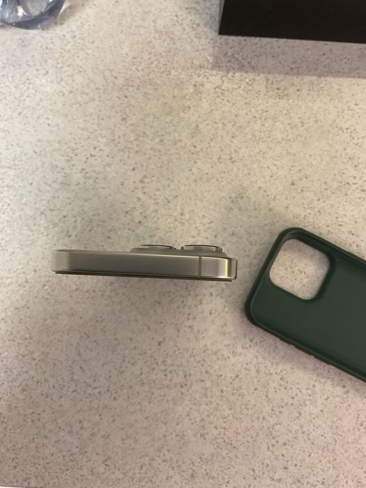 Iphone 16 Pro 128gb titanium ca nou