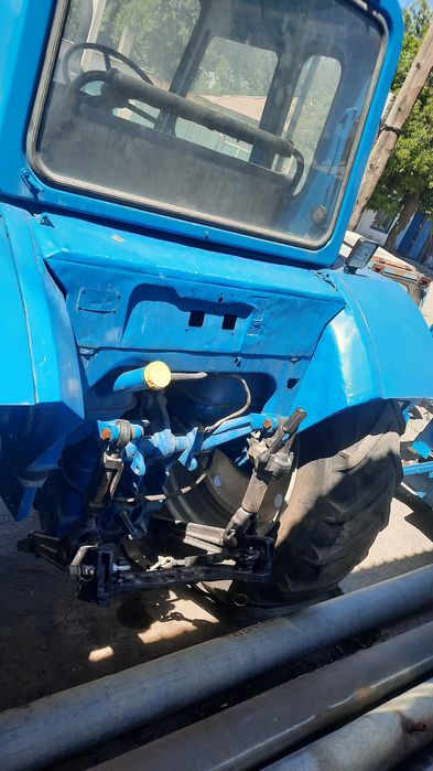 Трактор сатылады.