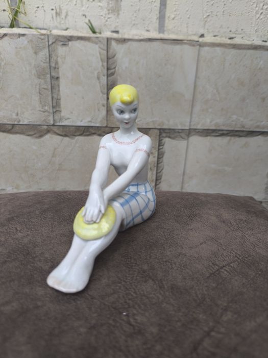 Продаю статуэтку СССР