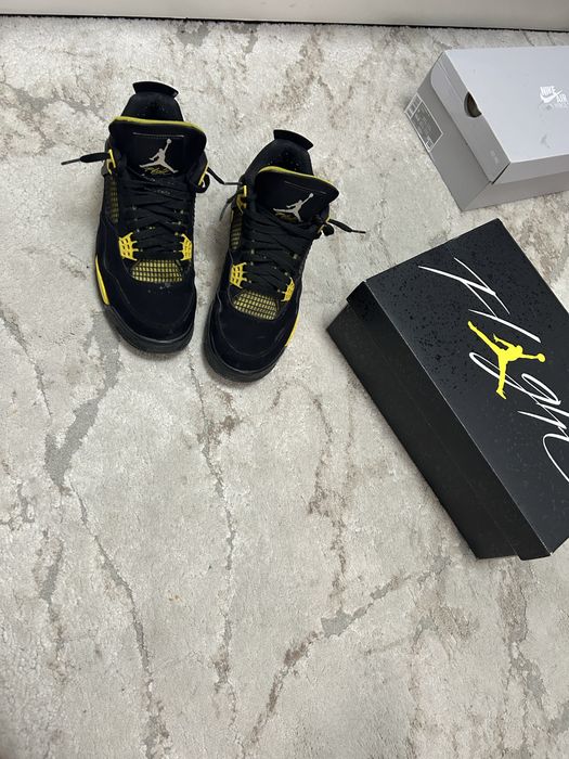 jordan 4 yellow thunder