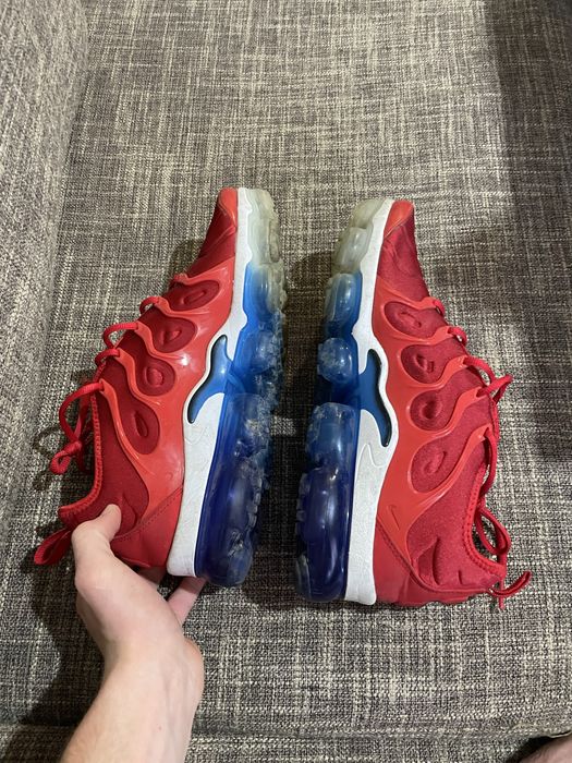 Обувки vapor max + red  и air max