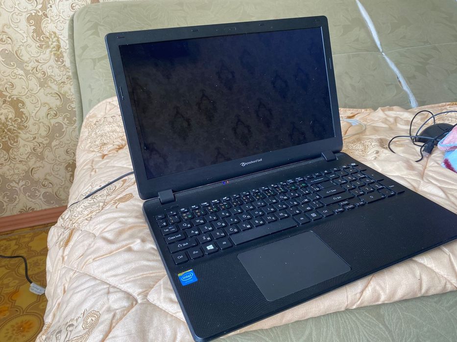 Ноутбук Packard Bell