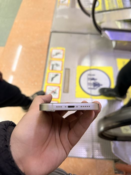 Iphone 13 128 без ремонта